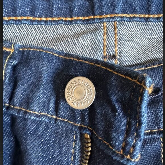 Levi's 505 Jeans - Picture 3 of 10